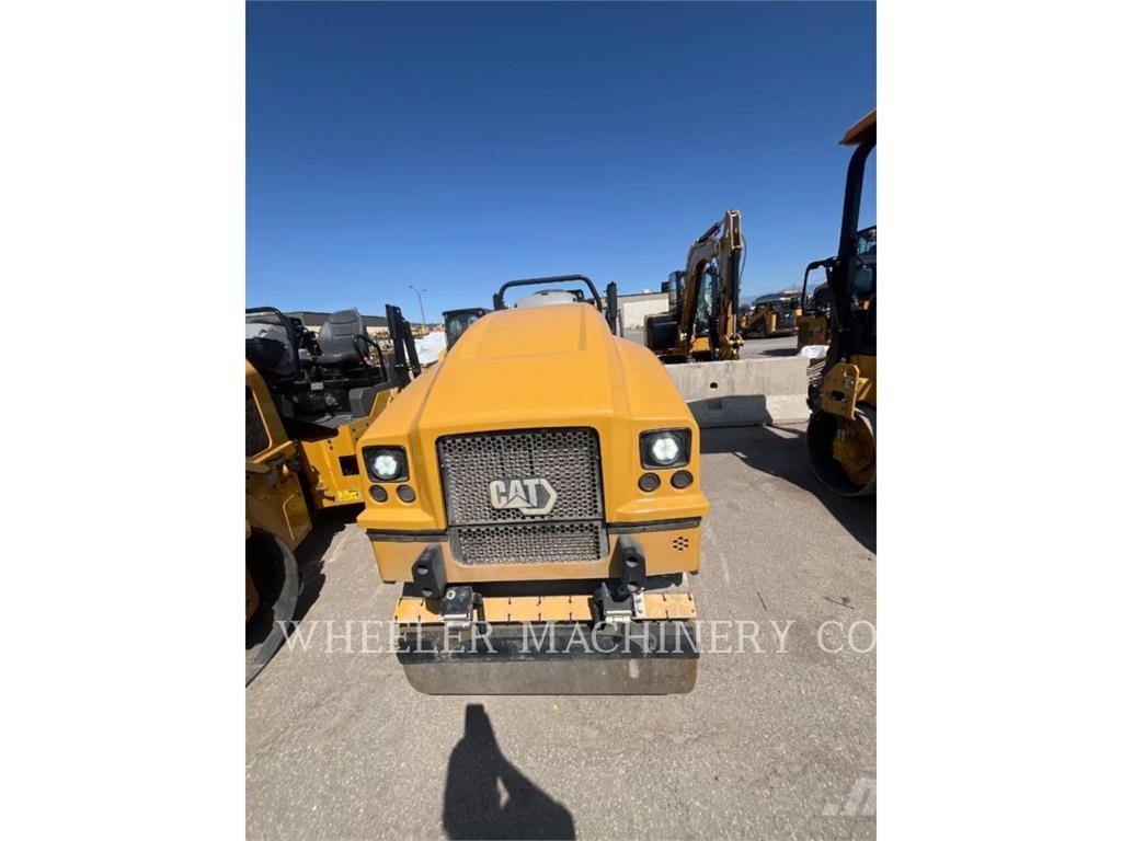 CAT CB2.5 GC Divvalču grunts veltņi