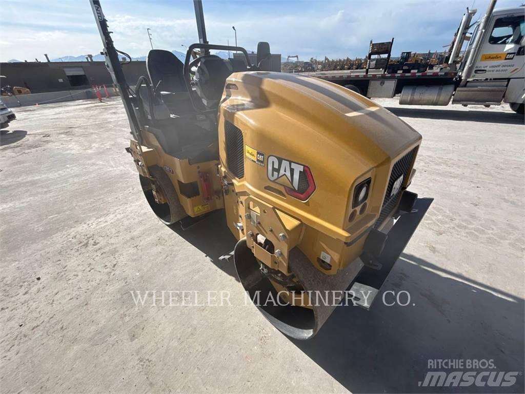 CAT CB2.7 Divvalču grunts veltņi