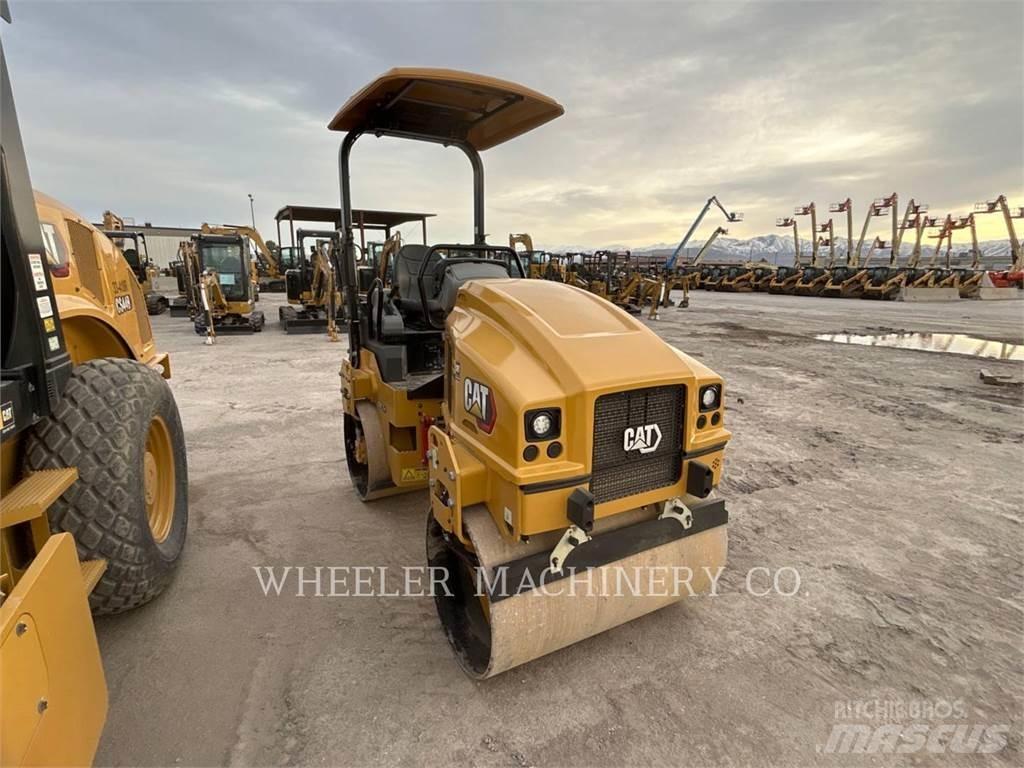 CAT CB2.7 GC Divvalču grunts veltņi