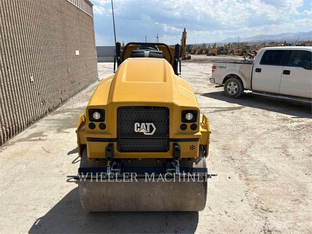 CAT CB2.7 GC Divvalču grunts veltņi