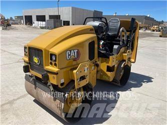 CAT CB2.7 GC Divvalču grunts veltņi