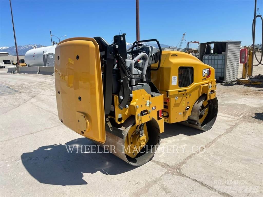 CAT CB2.7 GC Divvalču grunts veltņi