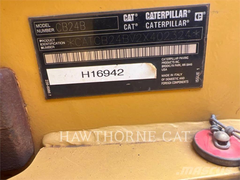 CAT CB24B Augsnes blīvētāji