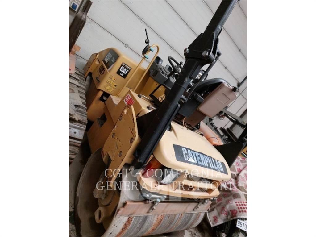CAT CB34 Divvalču grunts veltņi