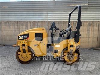 CAT CB34B Divvalču grunts veltņi