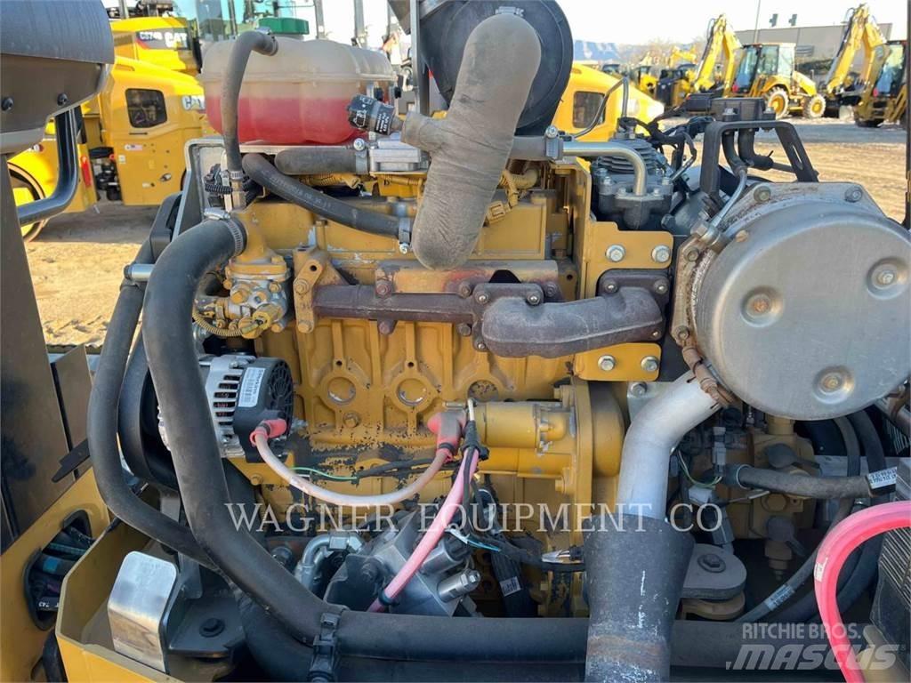 CAT CB34B Augsnes blīvētāji
