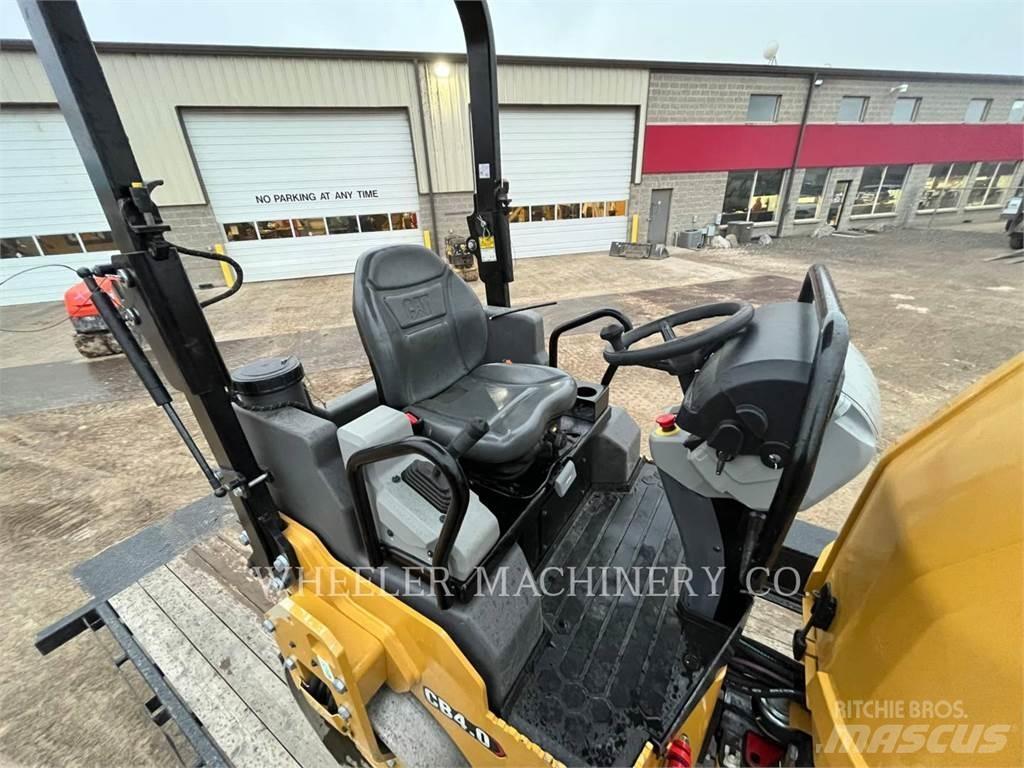 CAT CB4.0 Divvalču grunts veltņi