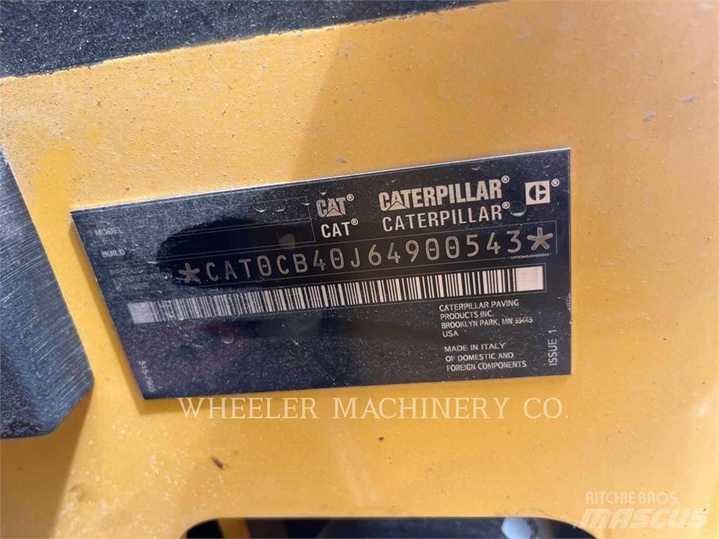 CAT CB4.0 Divvalču grunts veltņi