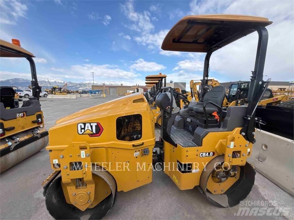 CAT CB4.0 Divvalču grunts veltņi