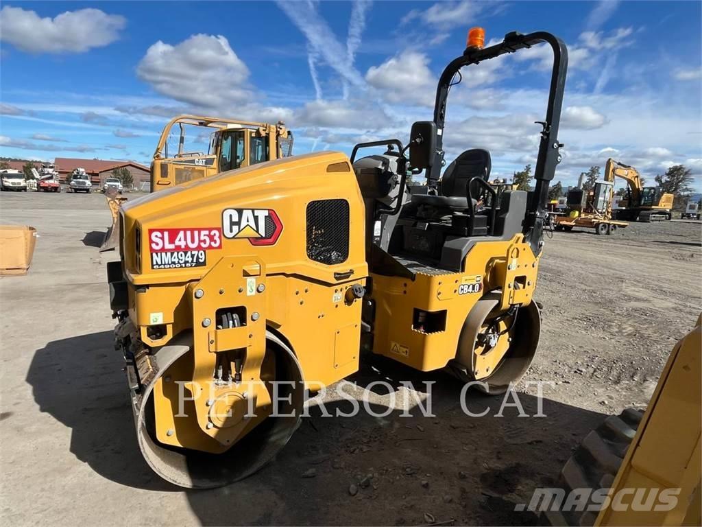 CAT CB4.0 Divvalču grunts veltņi
