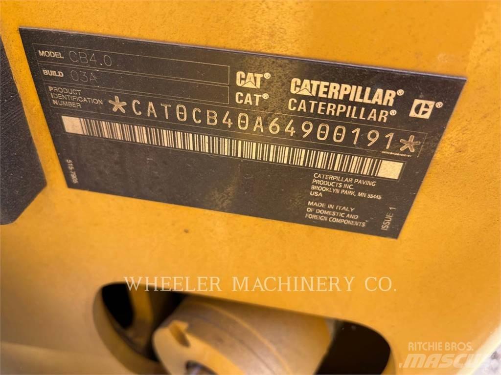 CAT CB4.0 Divvalču grunts veltņi