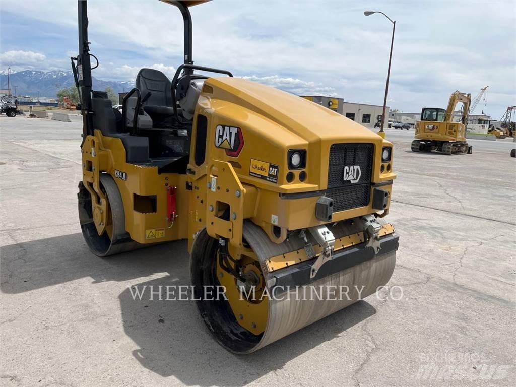 CAT CB4.0 Divvalču grunts veltņi