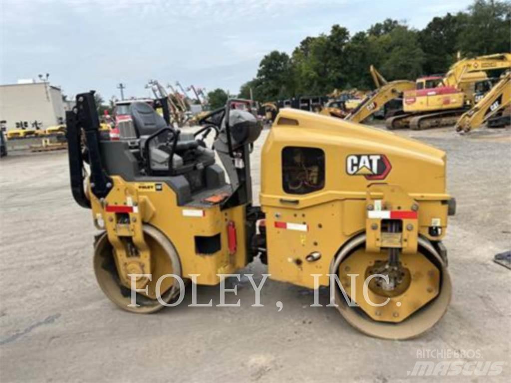 CAT CB4.0-03 Divvalču grunts veltņi