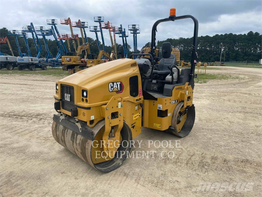CAT CB4.003 Divvalču grunts veltņi