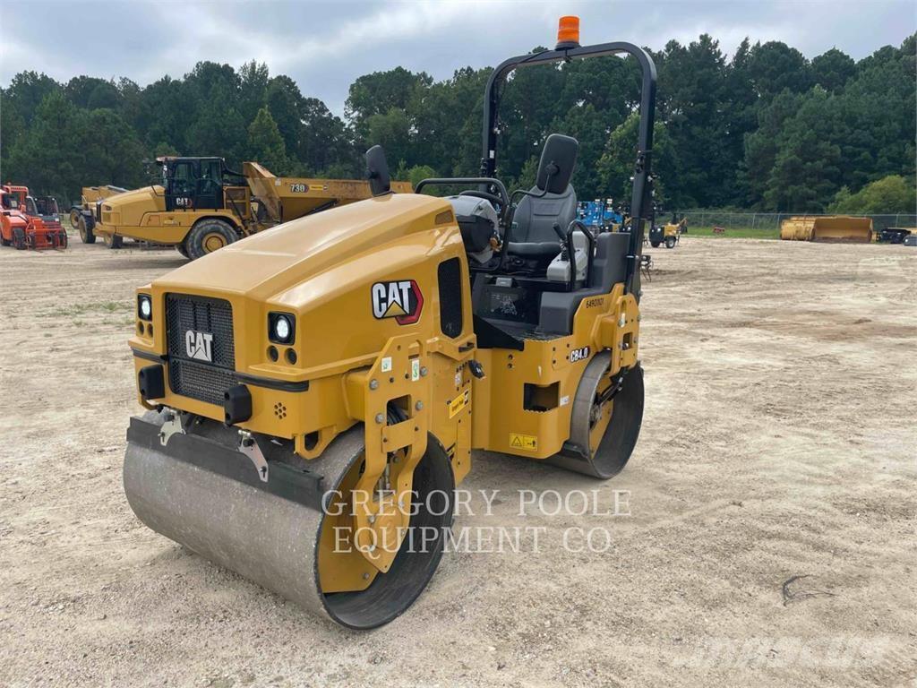 CAT CB4.003 Divvalču grunts veltņi
