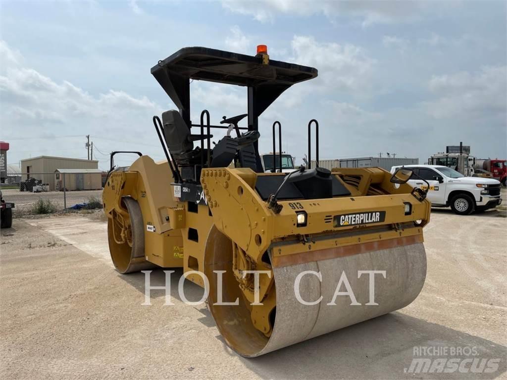 CAT CB54 Divvalču grunts veltņi
