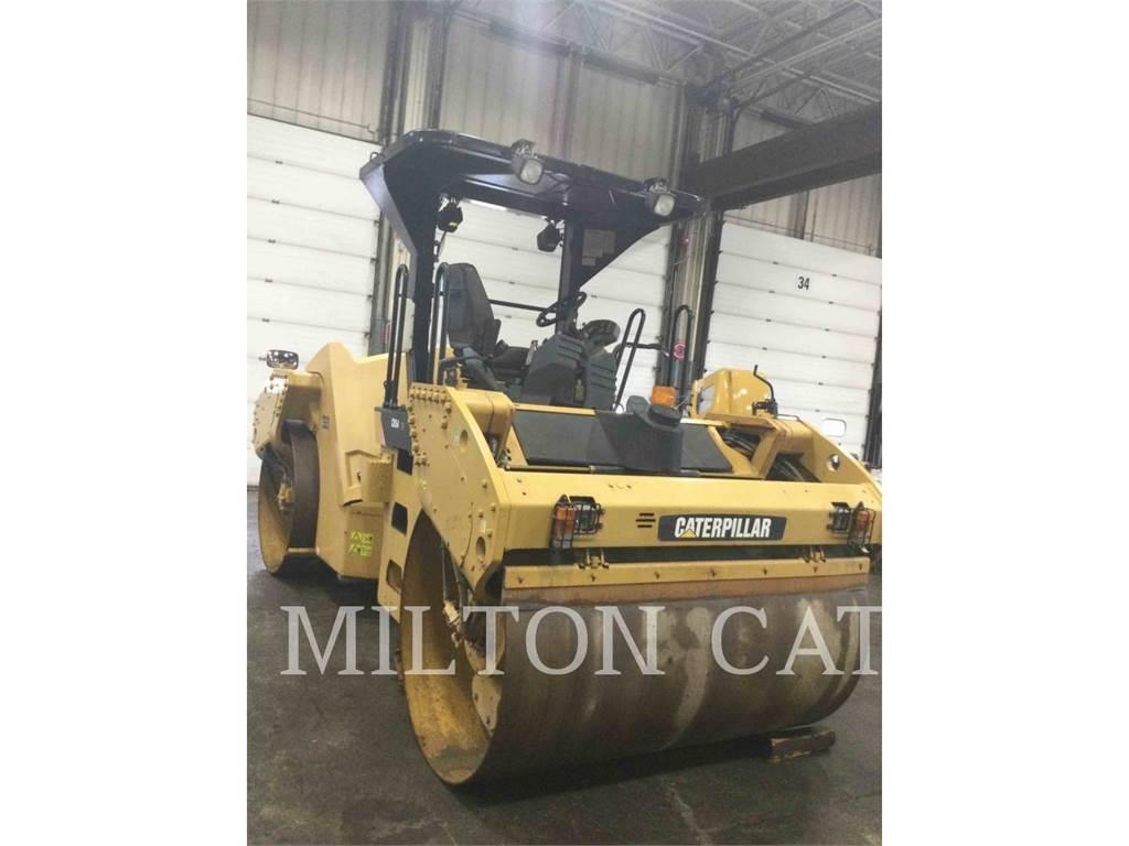 CAT CB54 XW Augsnes blīvētāji