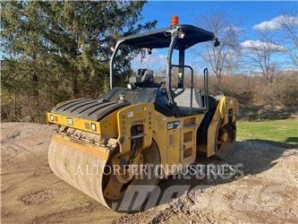 CAT CB54B Divvalču grunts veltņi