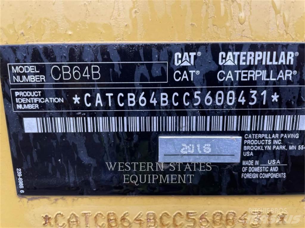 CAT CB64 Divvalču grunts veltņi