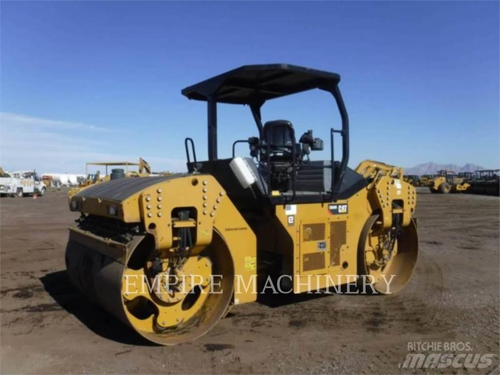 CAT CB66B Divvalču grunts veltņi