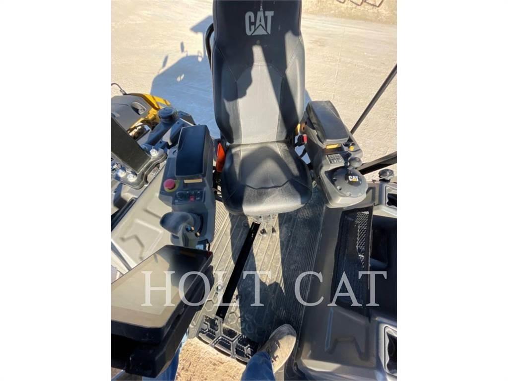 CAT CB7 Vienvalča grunts veltņi