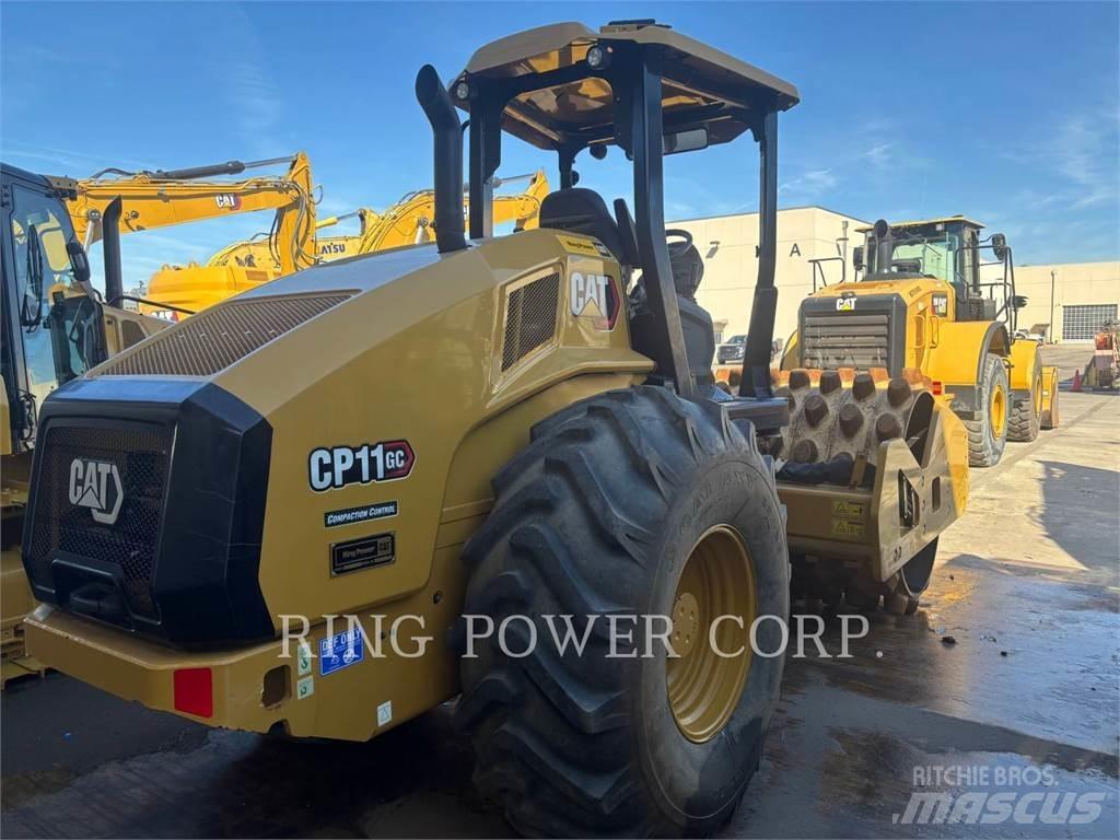 CAT CP11GC Divvalču grunts veltņi