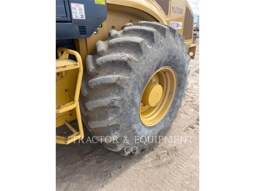 CAT CP56B Asfalta klājēji