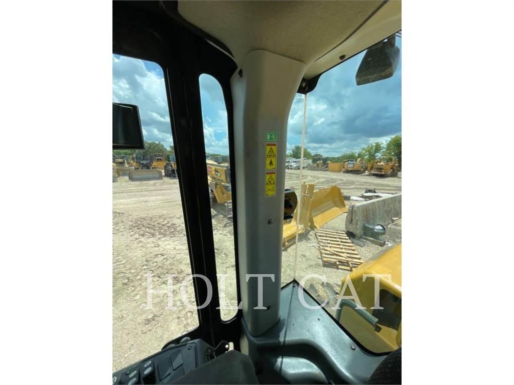 CAT CP56B CAB Vienvalča grunts veltņi