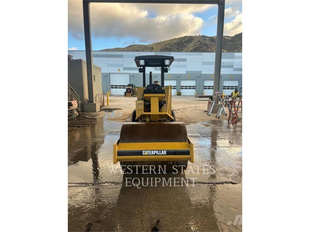 CAT CS-323C Vienvalča grunts veltņi