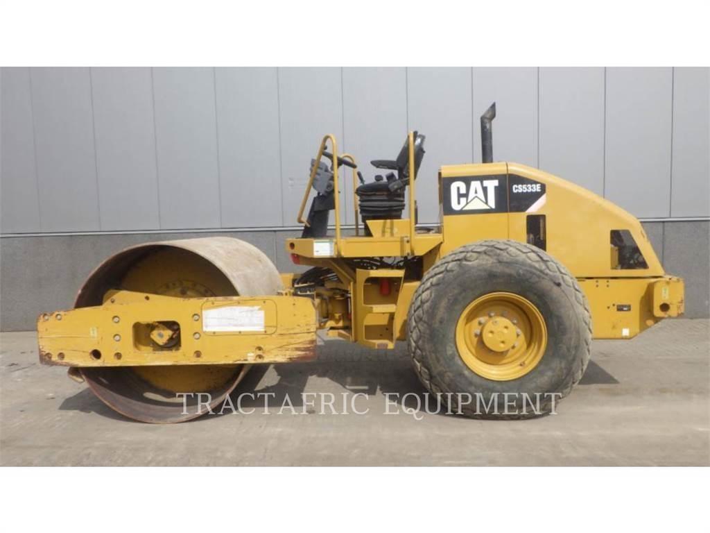 CAT CS-533E Vienvalča grunts veltņi