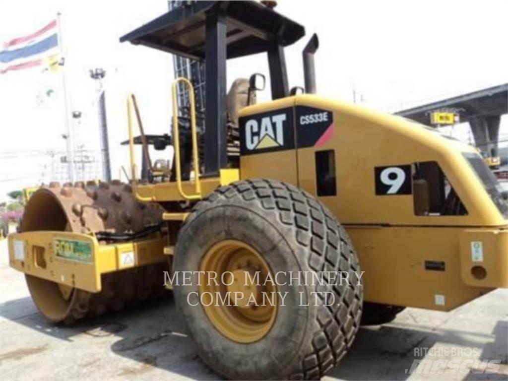 CAT CS-533E Vienvalča grunts veltņi