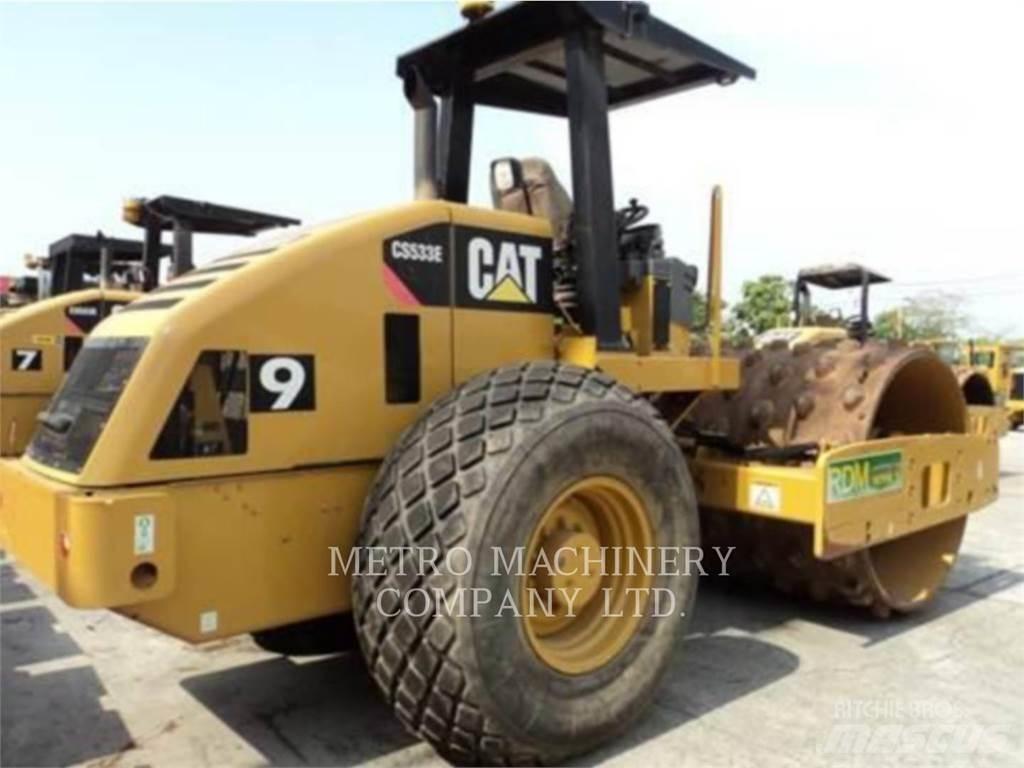 CAT CS-533E Vienvalča grunts veltņi