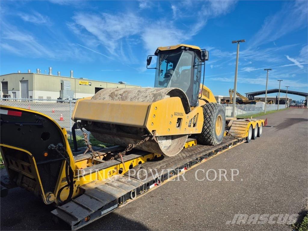 CAT CS11GCCAB Divvalču grunts veltņi