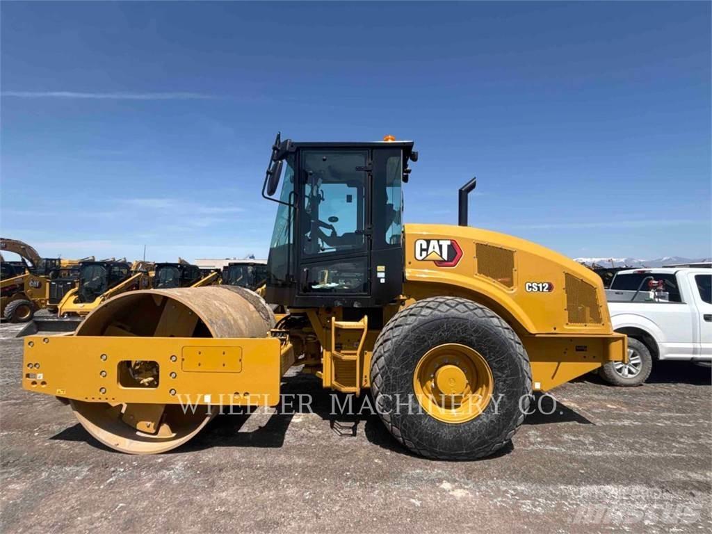 CAT CS12 Vienvalča grunts veltņi