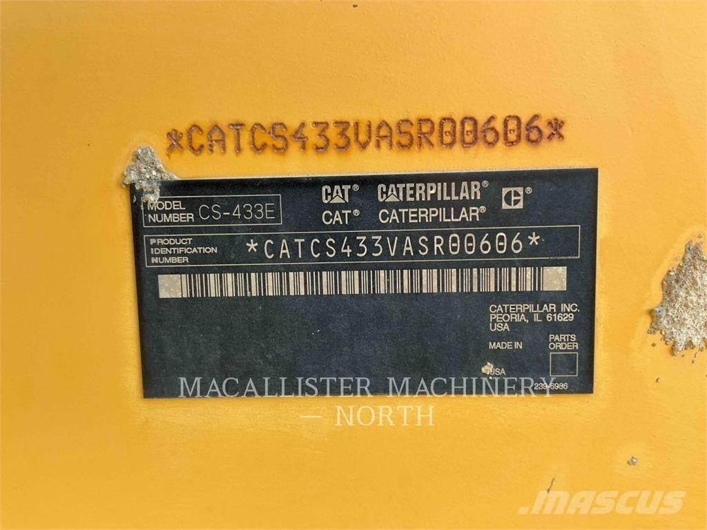 CAT CS433E Vienvalča grunts veltņi