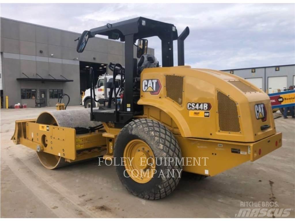 CAT CS44B Augsnes blīvētāji