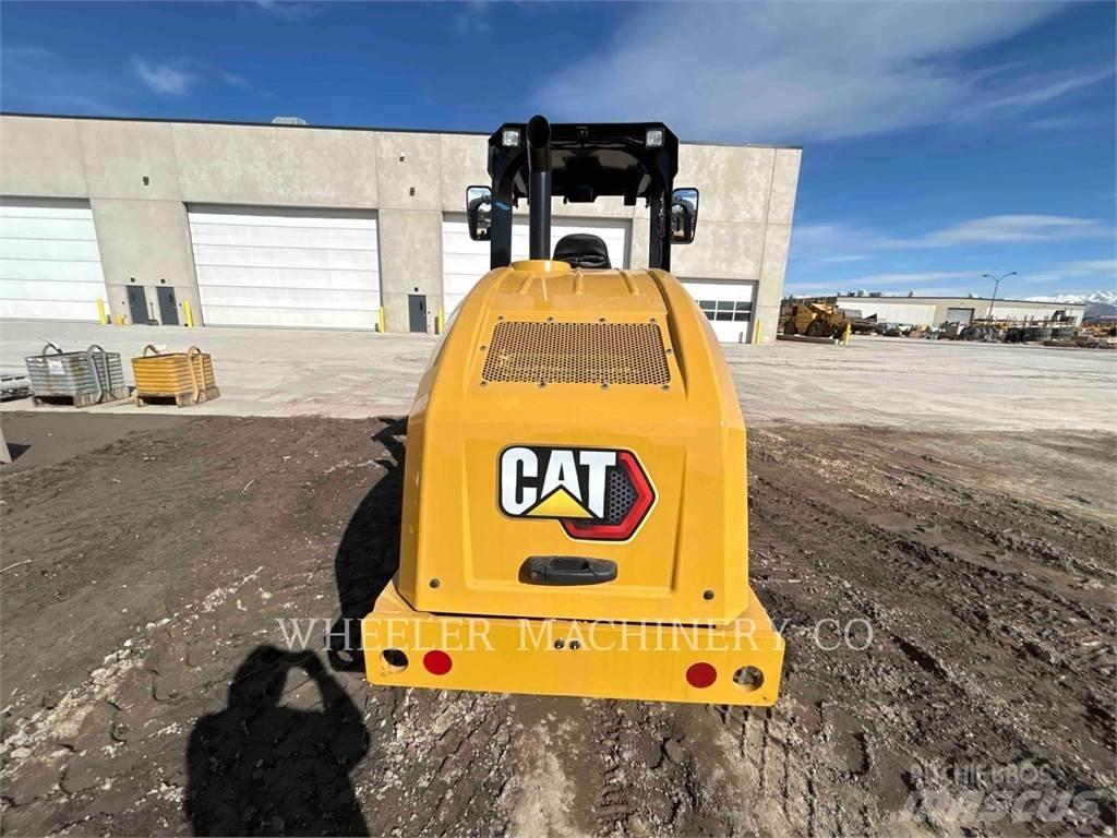 CAT CS44B Vienvalča grunts veltņi