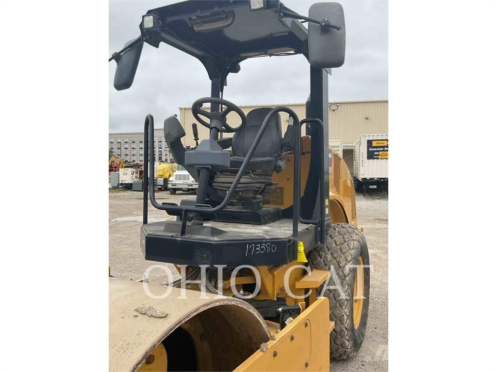 CAT CS44B Kombinētie veltņi