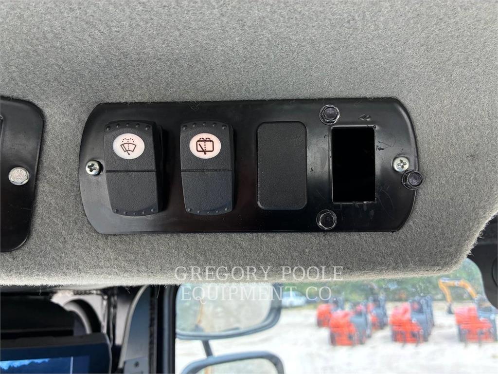 CAT CS44B Vienvalča grunts veltņi