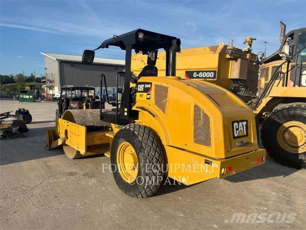 CAT CS44B Augsnes blīvētāji