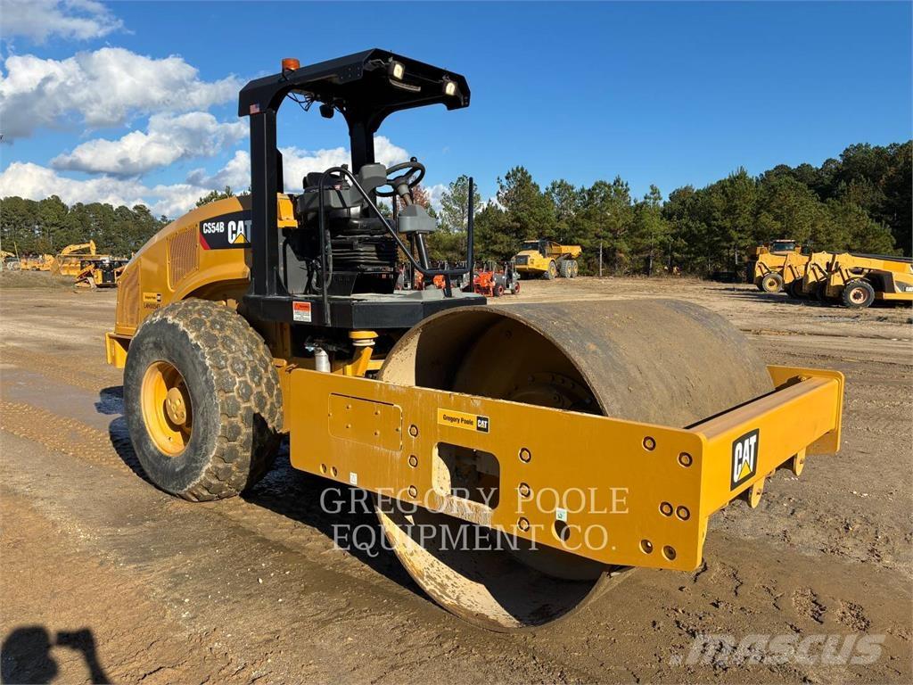 CAT CS54B Vienvalča grunts veltņi