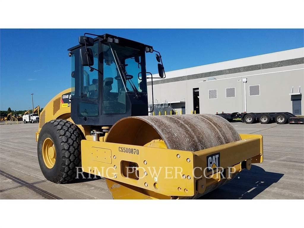 CAT CS54B Divvalču grunts veltņi