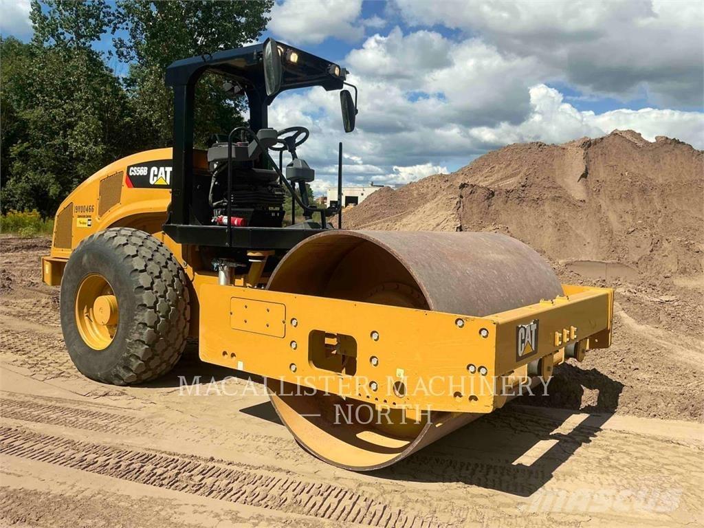CAT CS56B Vienvalča grunts veltņi