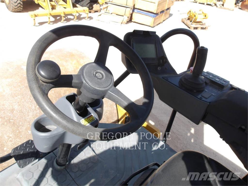 CAT CS56B Vienvalča grunts veltņi