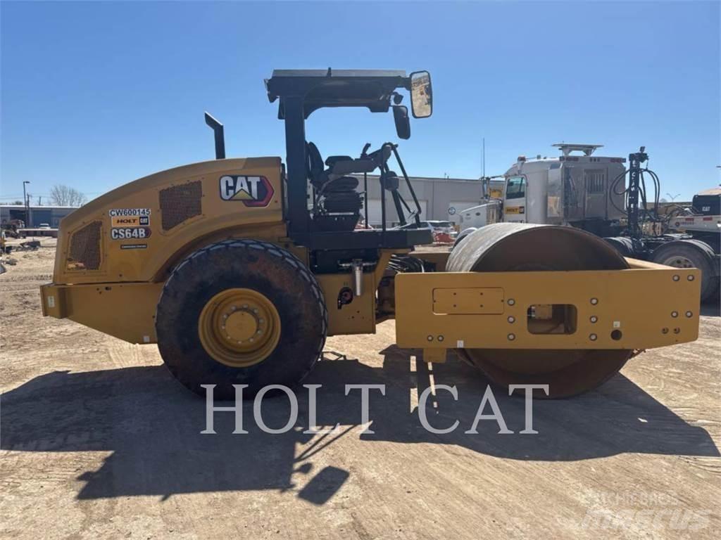CAT CS64B Vienvalča grunts veltņi