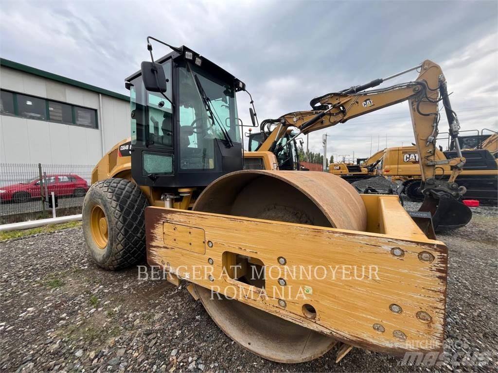 CAT CS64B Vienvalča grunts veltņi
