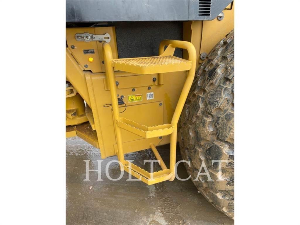 CAT CS78B Vienvalča grunts veltņi