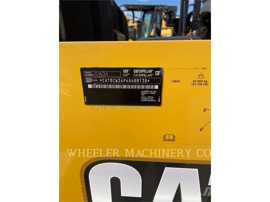 CAT CW34 Pneimatiskie veltņi