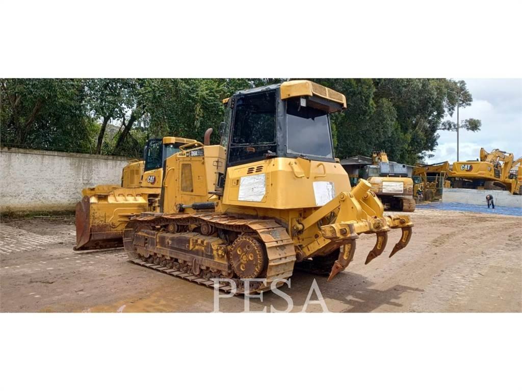 CAT D 6 K2 Kāpurķēžu buldozeri