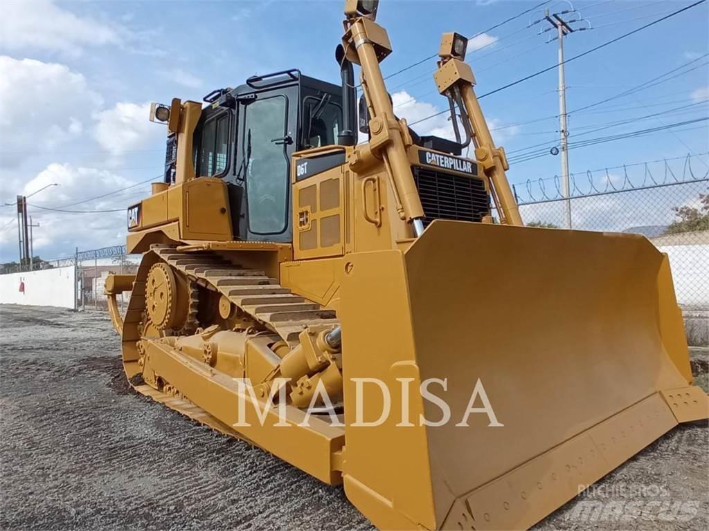 CAT D 6 T Kāpurķēžu buldozeri